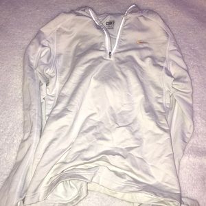 White nike sweatshirt